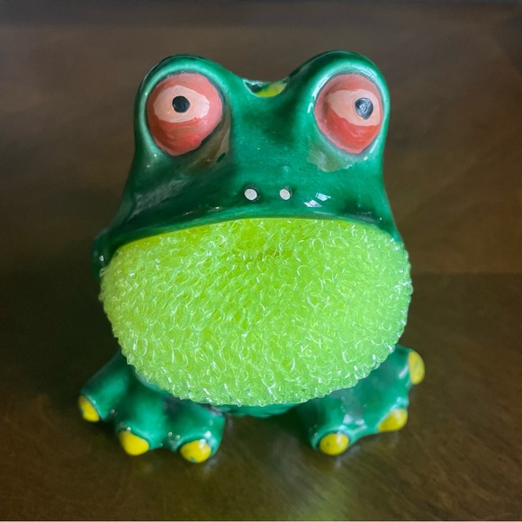 Vintage Ceramic Frog - Picture 3 of 8